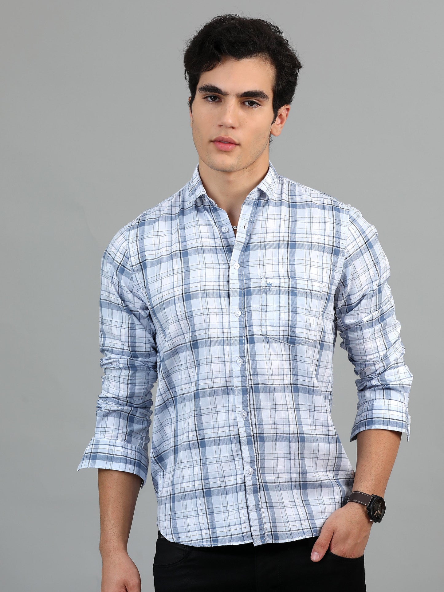 Darwin Titan White and blue Timeless check shirt