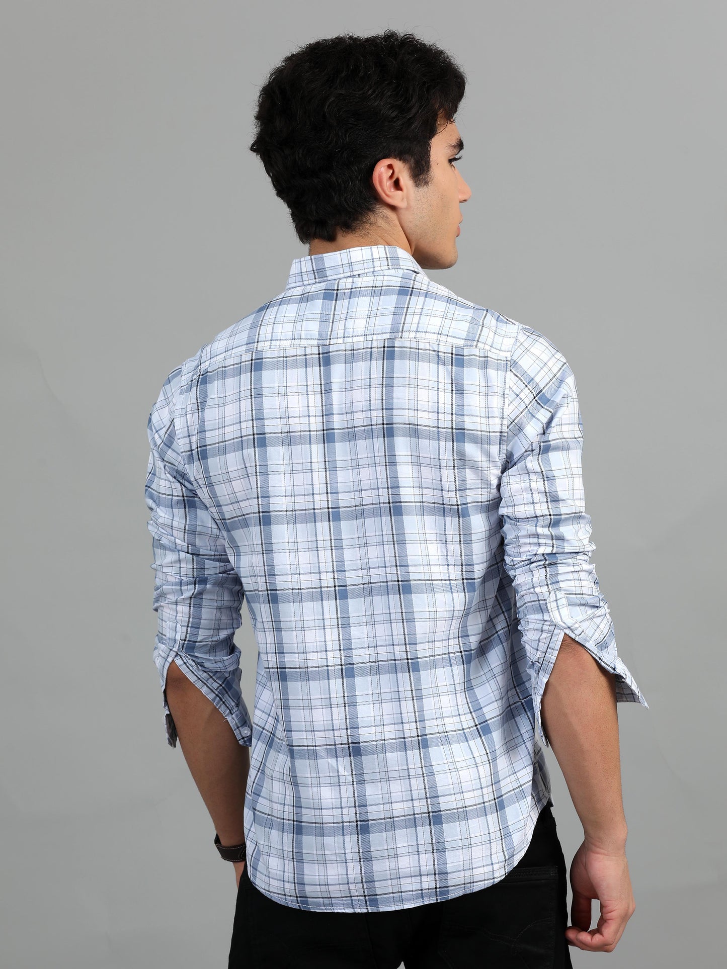 Darwin Titan White and blue Timeless check shirt