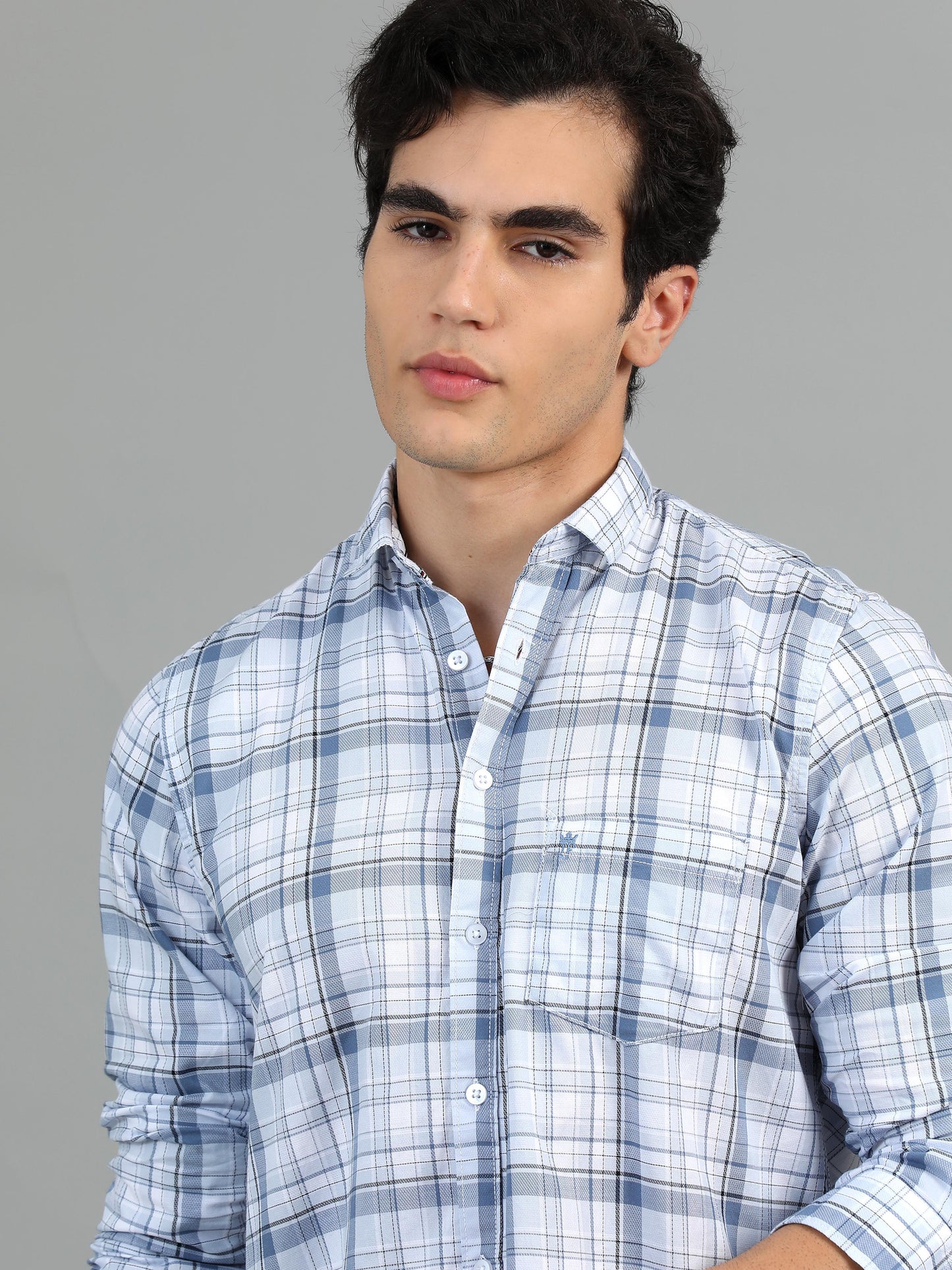 Darwin Titan White and blue Timeless check shirt